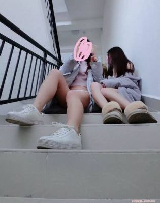 刚开始拒绝后来慢慢接受视频